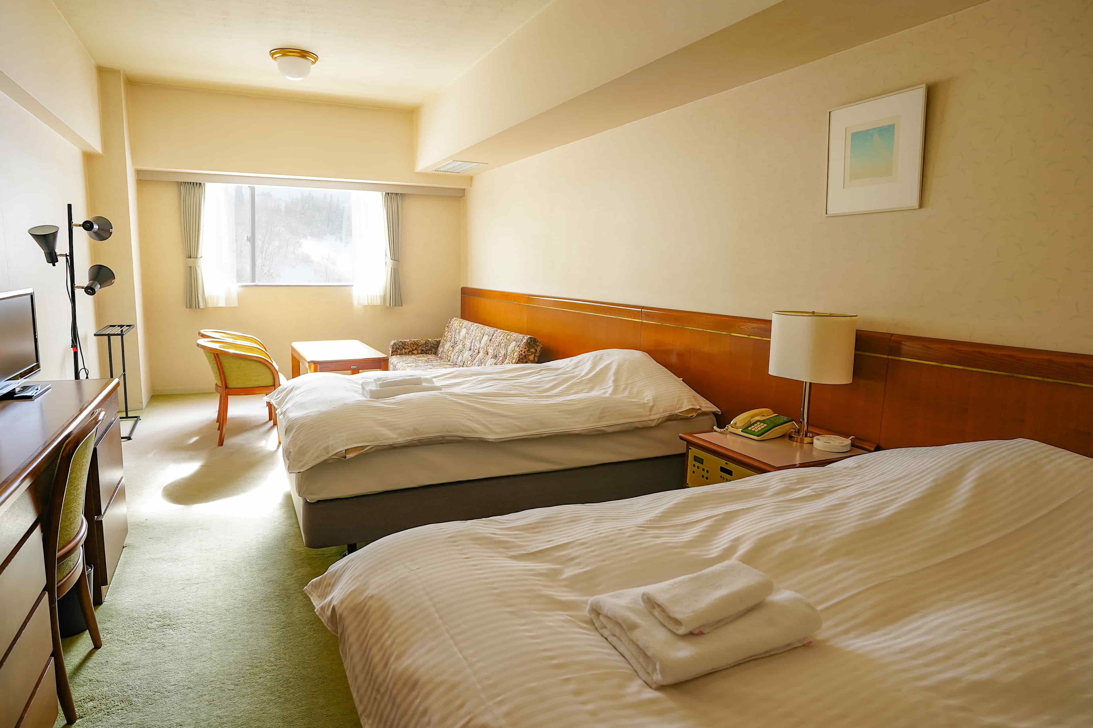 ツインルーム【セミダブルベッド】